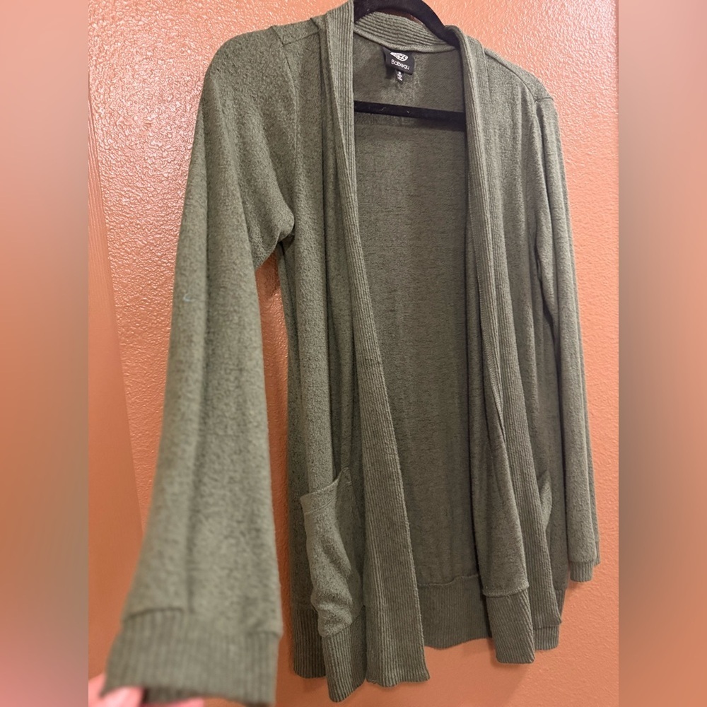 Jemmy Brushed Open Pocket Cardigan by bobeau. Olive/light forest green. - Picture 7 of 10